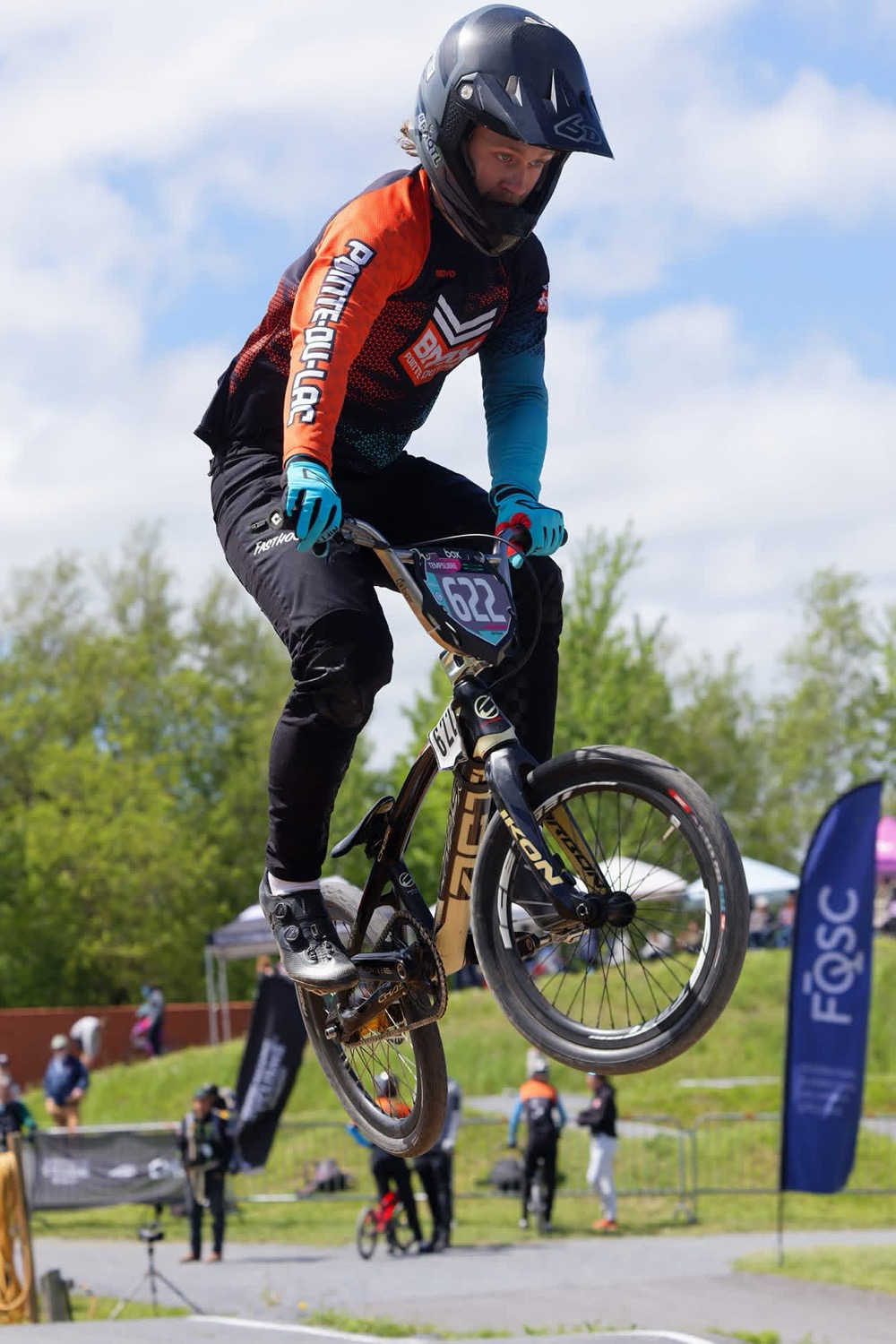 Gabriel, fondateur de Washers3R, en compétition de BMX